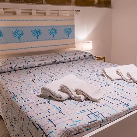 Casa Donosa Al Centro Storico Hébergement de vacances Alghero